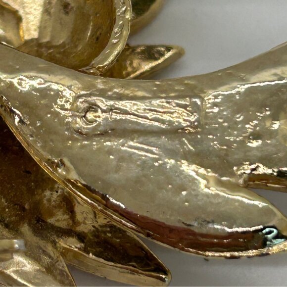 Vintage Hummingbird Brooch Rhinestone Accents Enameled Wings Gold-Tone Nature - Picture 8 of 16